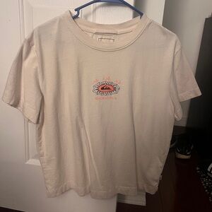 Quiksilver women’s graphic tee large